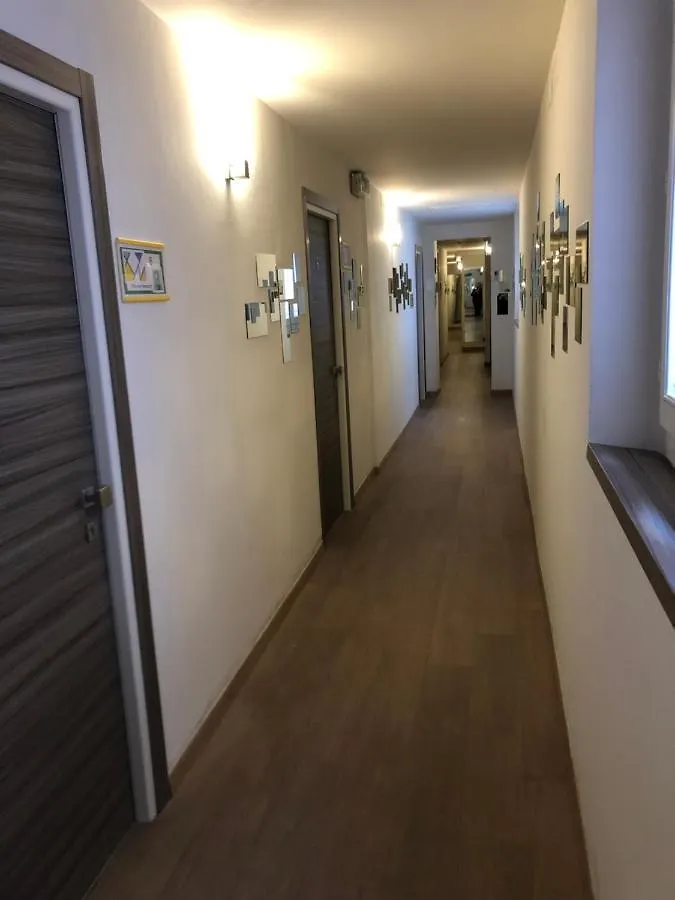 ***  Hotel Cairoli Genua Italië