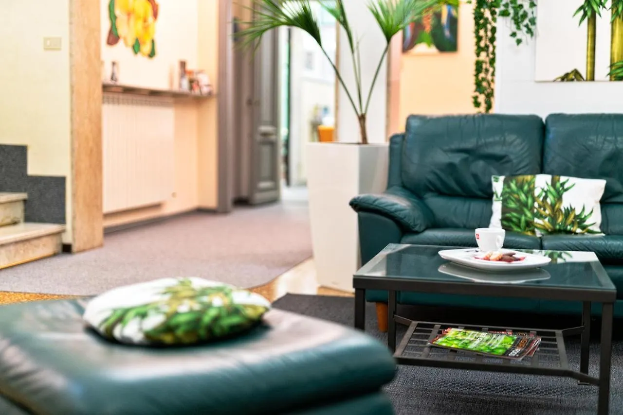 Hotel Cairoli Genua