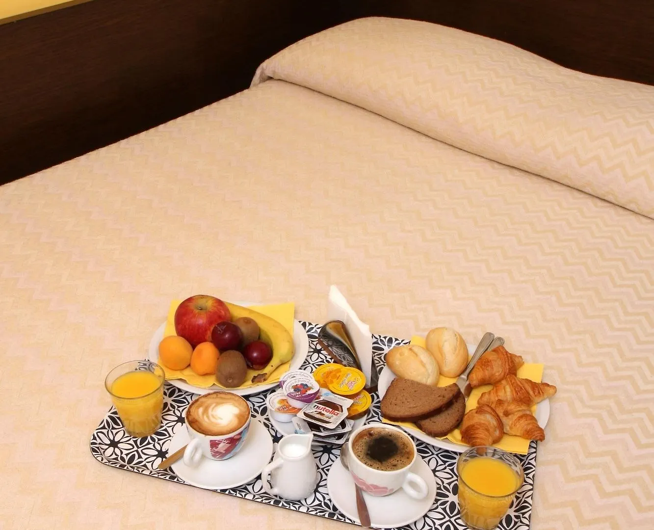 Hotel Cairoli Génova 3*,  Itália