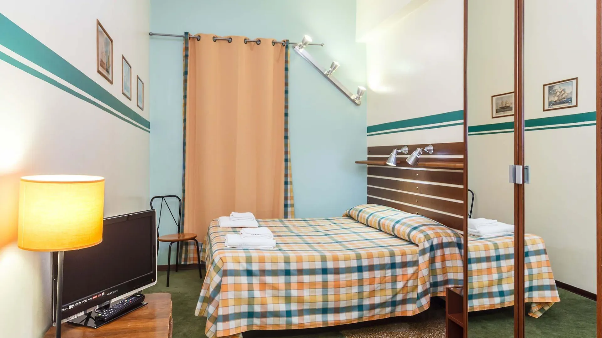 Hotel Cairoli Genoa