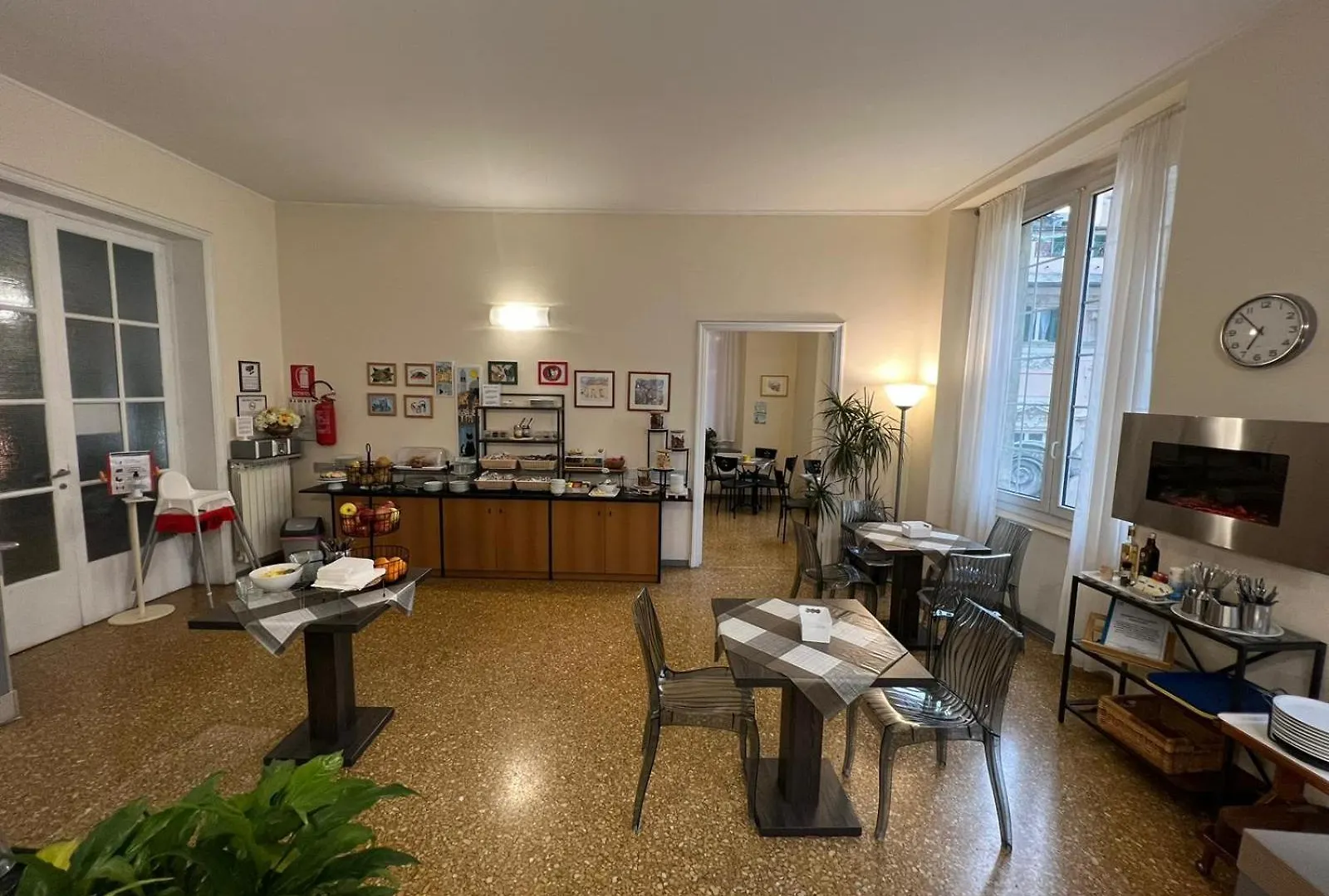 Hotel Cairoli Genoa